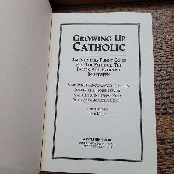 Growing Up Catholic An Infinitely Funny Guide for the Faithful, the Fallen - Picture 3 of 4